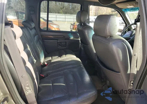 2000 Ford Explorer Limited z USA, uszkodzony, nr VIN 1FMZU65P0YZB84993